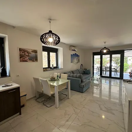 Villa Stephanie Hanioti