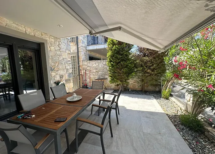 Villa Stephanie Hanioti